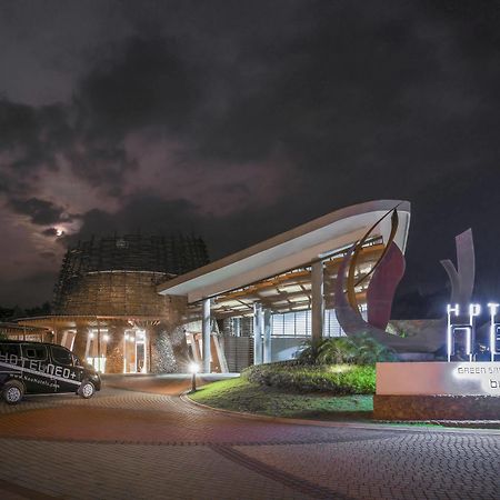 Hotel Neo+ Green Savana Sentul City Bogor Dış mekan fotoğraf
