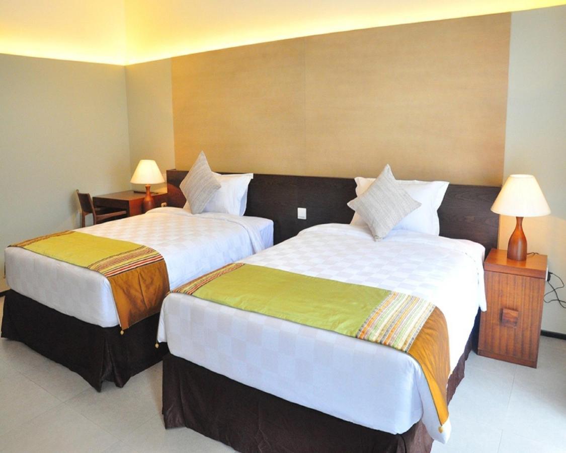 Hotel Neo+ Green Savana Sentul City Bogor Dış mekan fotoğraf